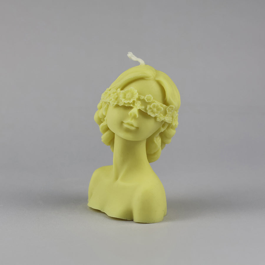 Blindfolded girl Soy Wax Candle - MUA Lashes Collections