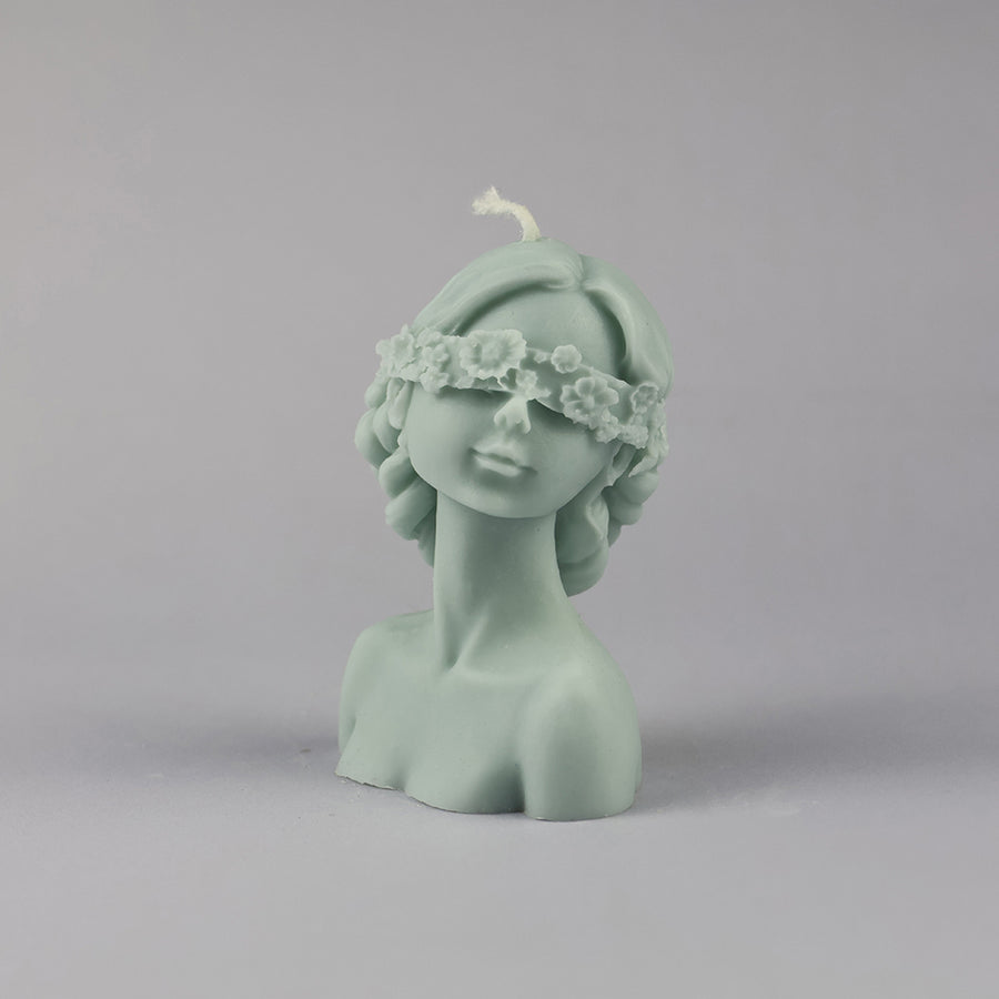 Blindfolded girl Soy Wax Candle - MUA Lashes Collections