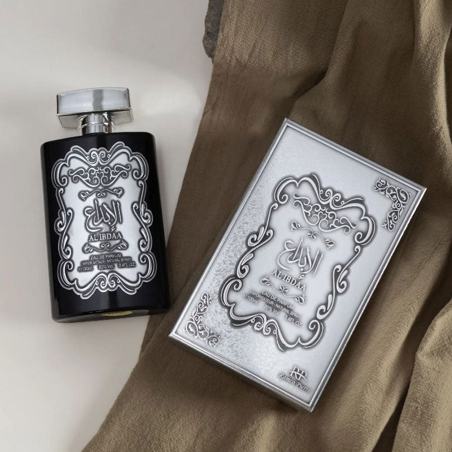 Men perfume wood scent gold bottle 100ml