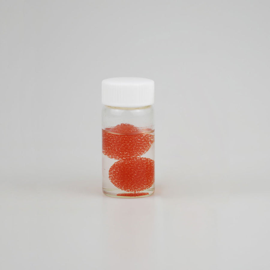 Tweezers sponge cleaning water