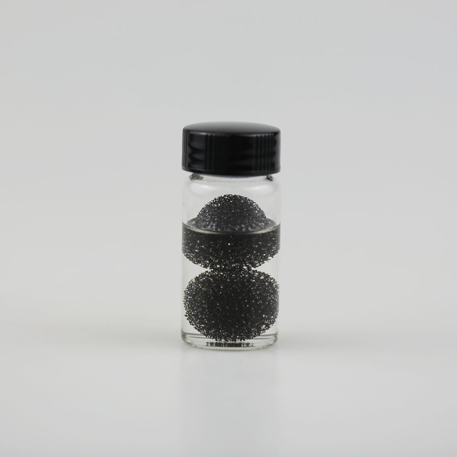 Tweezers sponge cleaning water
