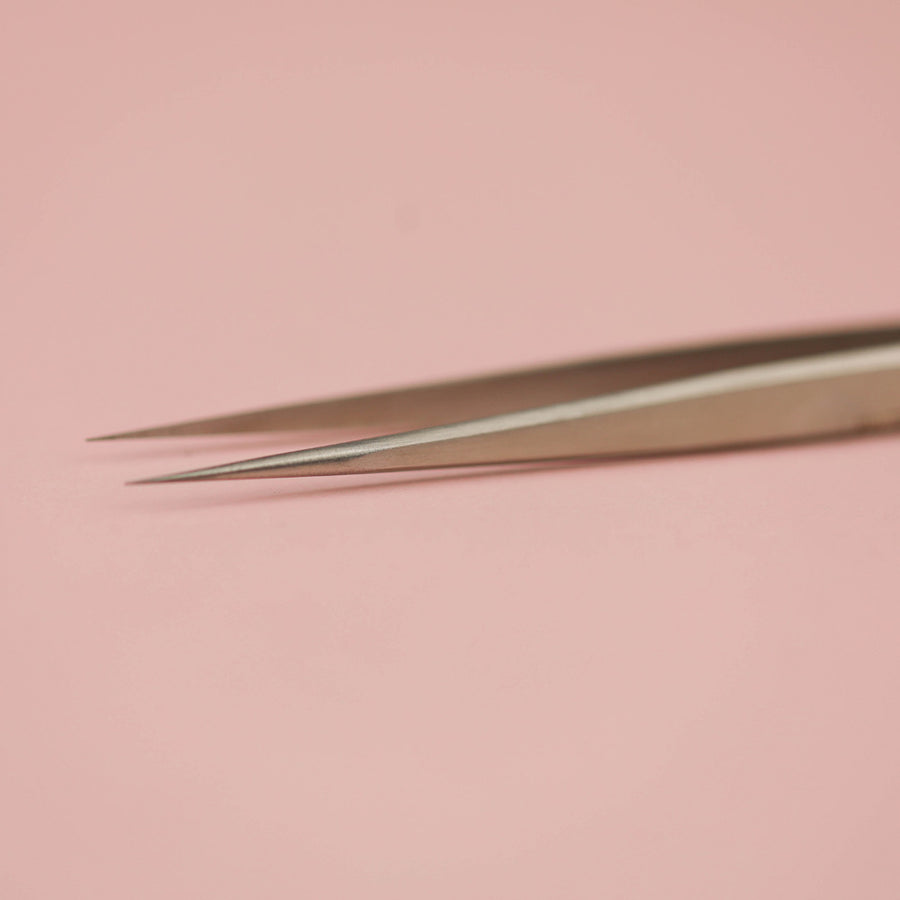 ST--11 Classic Tweezers for Eyelash Extension - MUA Lashes Collections